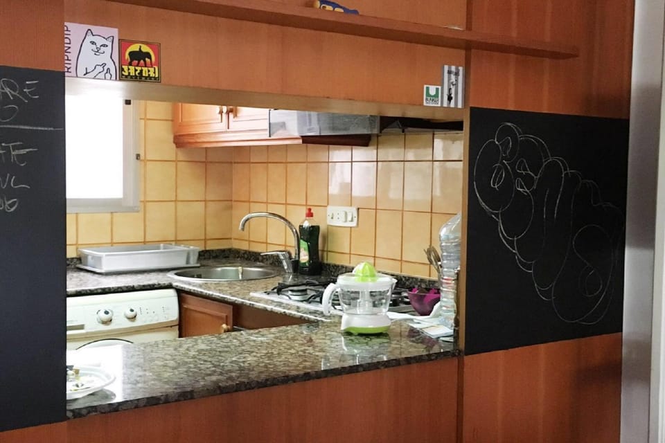 Rio Turia Skatehouse Apartment in Valencia