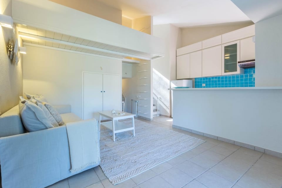 Kitchen or kitchenette, Living room, Photo of the whole room