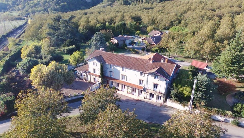 Gîte le cèdre bleu House in Provence-Alpes-Côte d'Azur