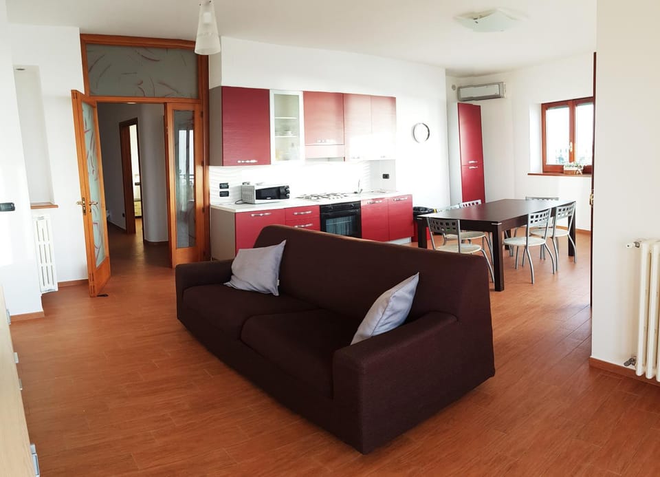 Kitchen or kitchenette, Living room, Dining area