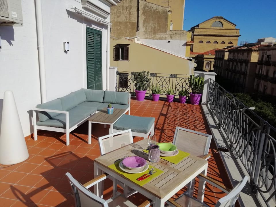 Balcony/Terrace, Balcony/Terrace, Autumn