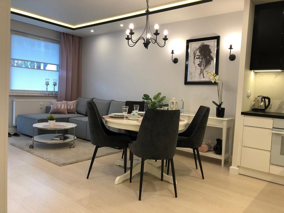 APARTAMENT BLIŻEJ MORZA Sorrento z garażem Apartment in West Pomeranian Voivodeship, Poland