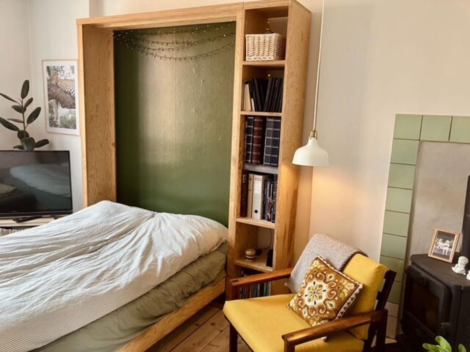 Living room, Bedroom