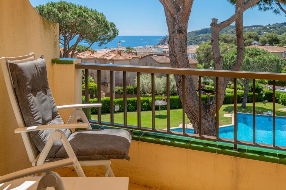 AQ-4 CALELLA DE PALAFRUGELL 4 PAX Apartment in Llafranc