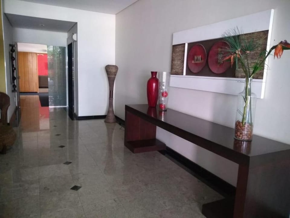 01 Quadra da Praia Apartment in Bertioga