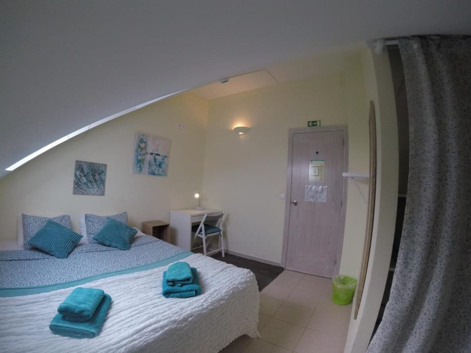 Property building, Communal lounge/ TV room, Spring, Activities, Activities, Winter, Coffee/tea facilities, Kitchen or kitchenette, Living room, Seating area, Beach, Communal kitchen, On site, Sea view, Sea view, Seasons, Sunrise, Sunset, Certificate/Award, kitchen