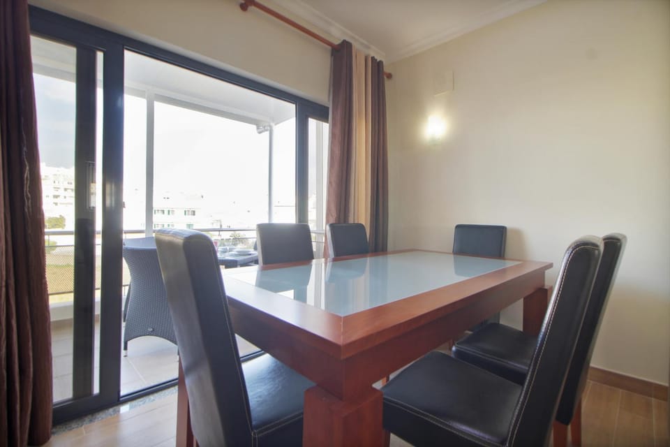 Dining area, Meals, Lunch, Dinner