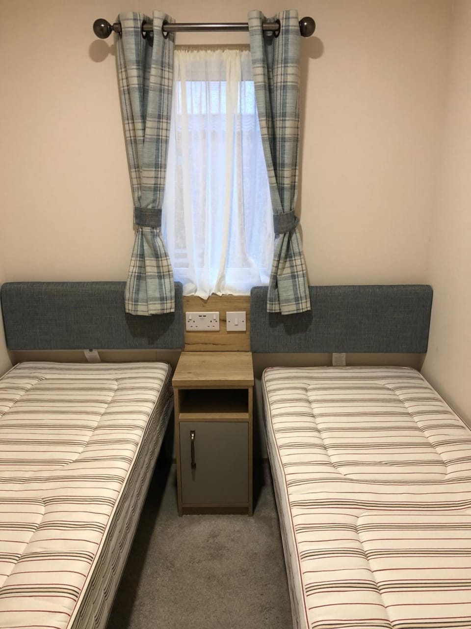 Rejuven8 Rentals - Kingfisher Caravan Park - Ingoldmells Campground/ 
RV Resort in Ingoldmells