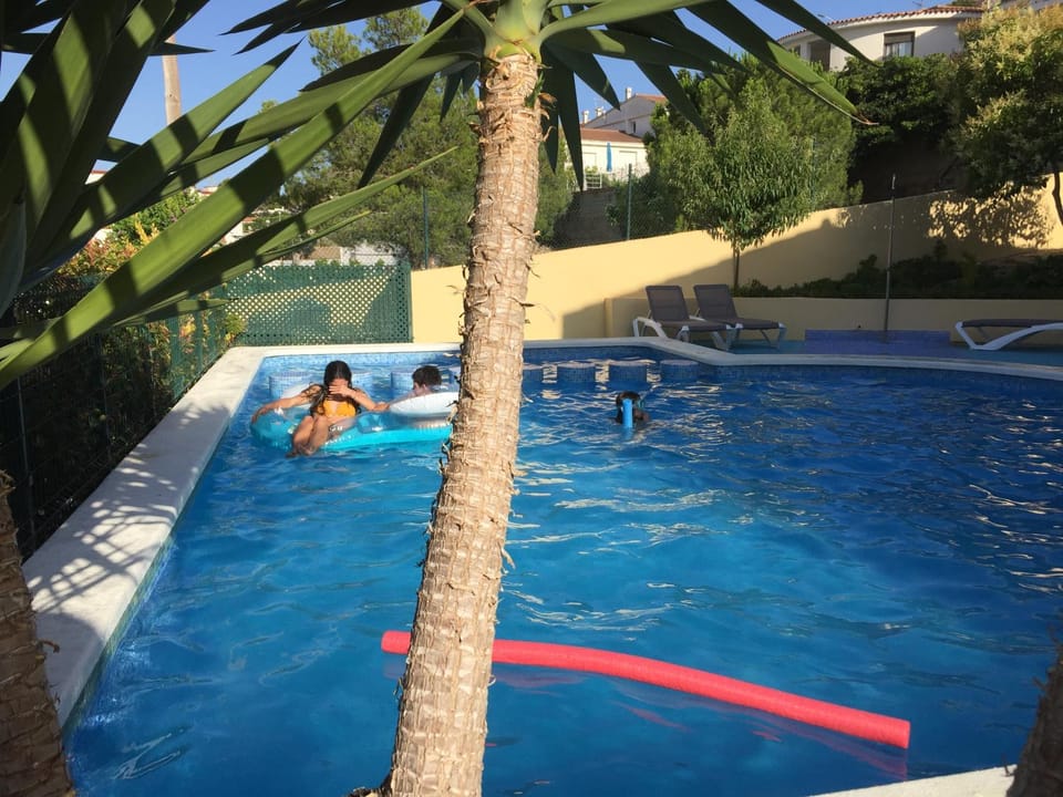 Garden, Swimming pool, Family