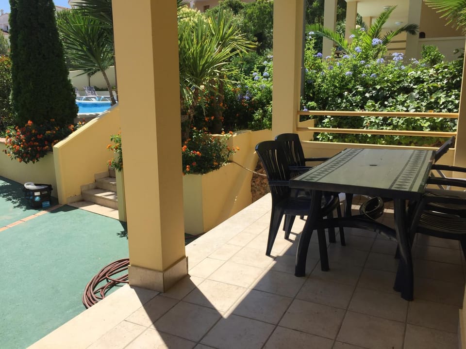 Patio, Garden, Balcony/Terrace