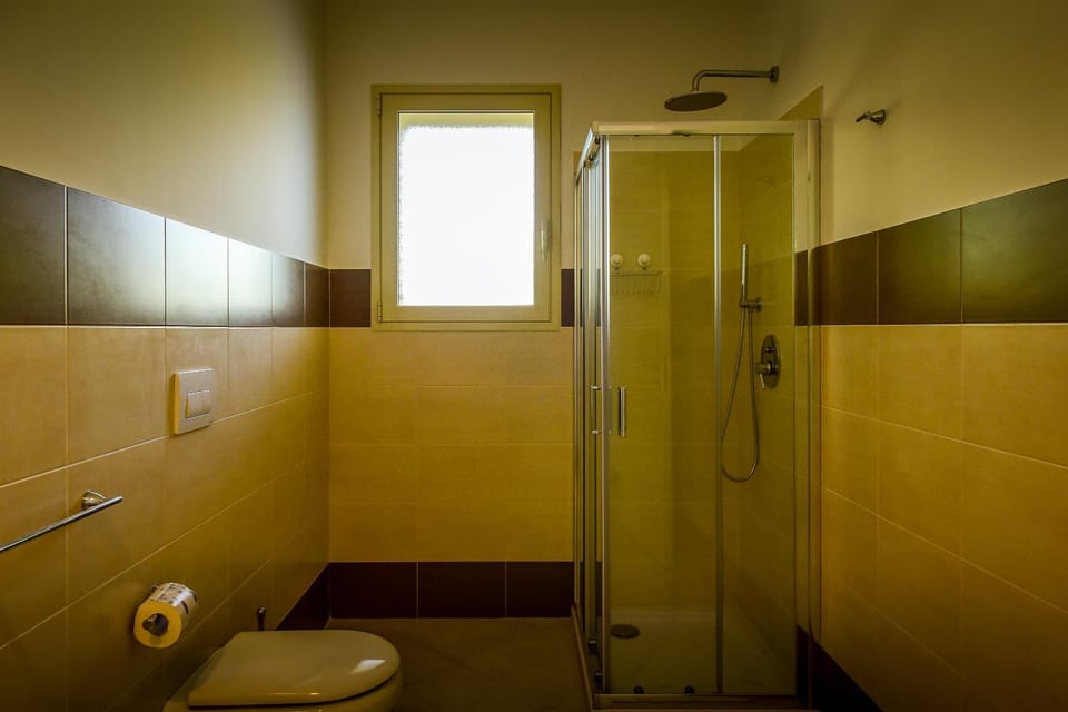 Toilet, Bathroom, Bedroom