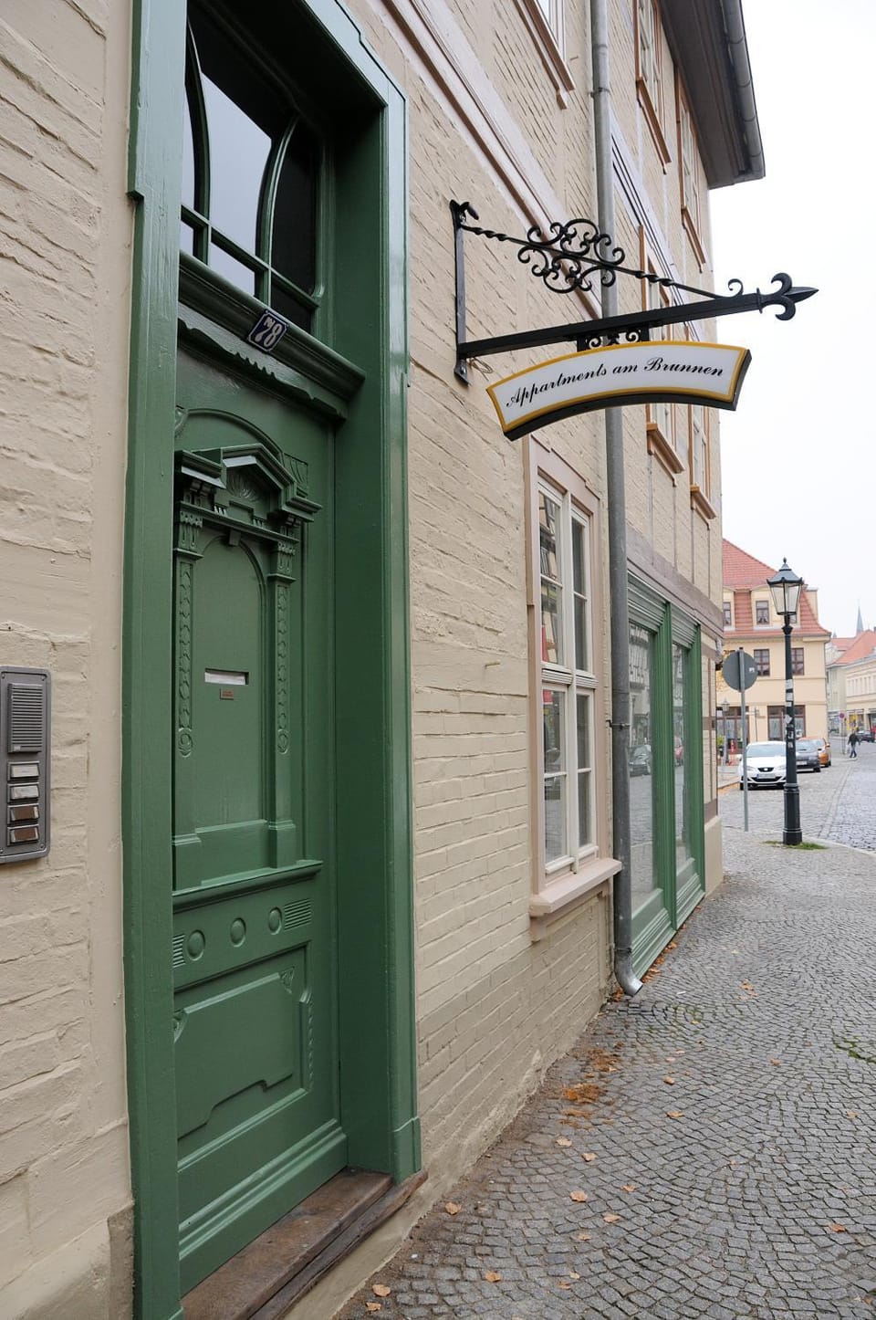 Facade/entrance