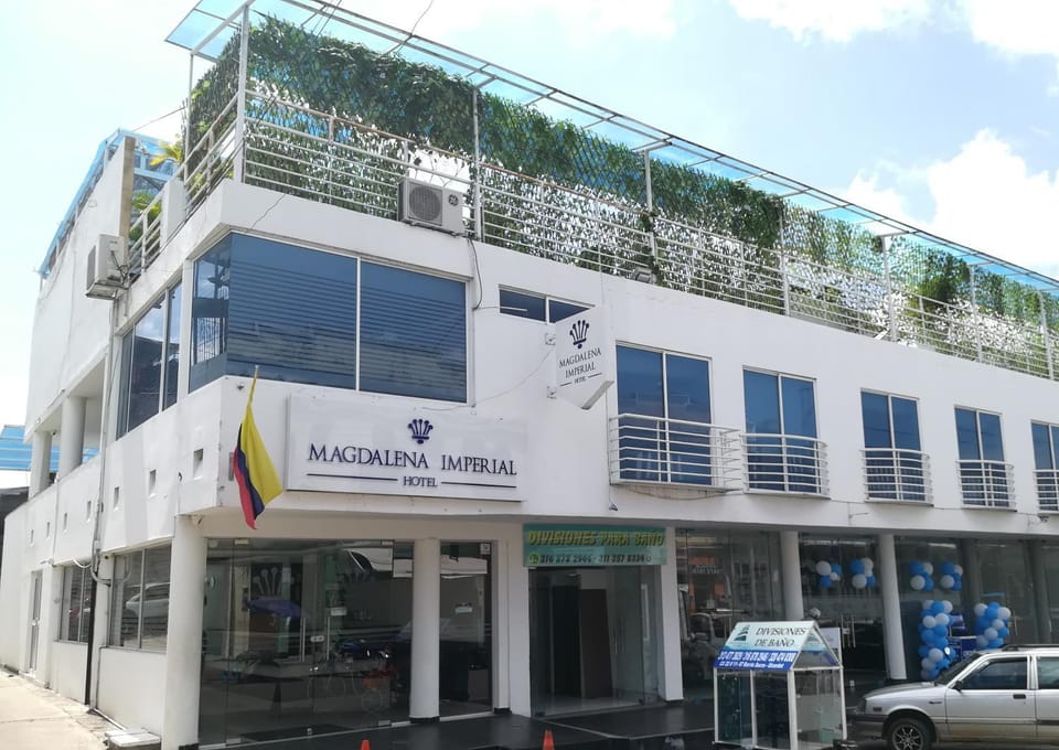 Facade/entrance, Street view
