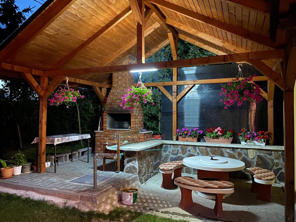 Vila Eszter Bed and Breakfast in Romania
