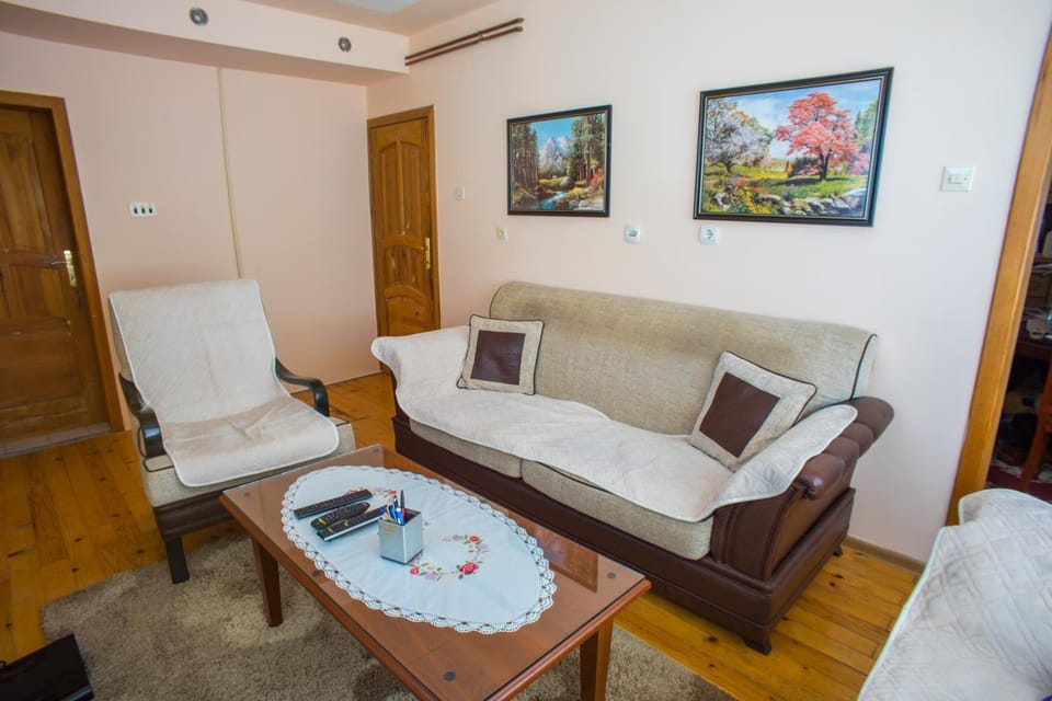 Apartmani Mila Apartment in Montenegro