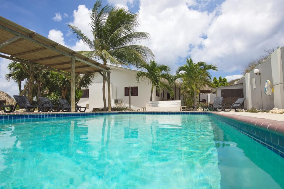Balcony/Terrace, Swimming pool