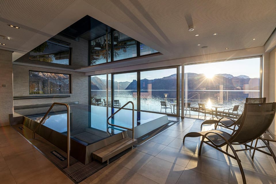Natural landscape, Spa and wellness centre/facilities, Mountain view, Pool view, Swimming pool, Swimming pool, sunbed