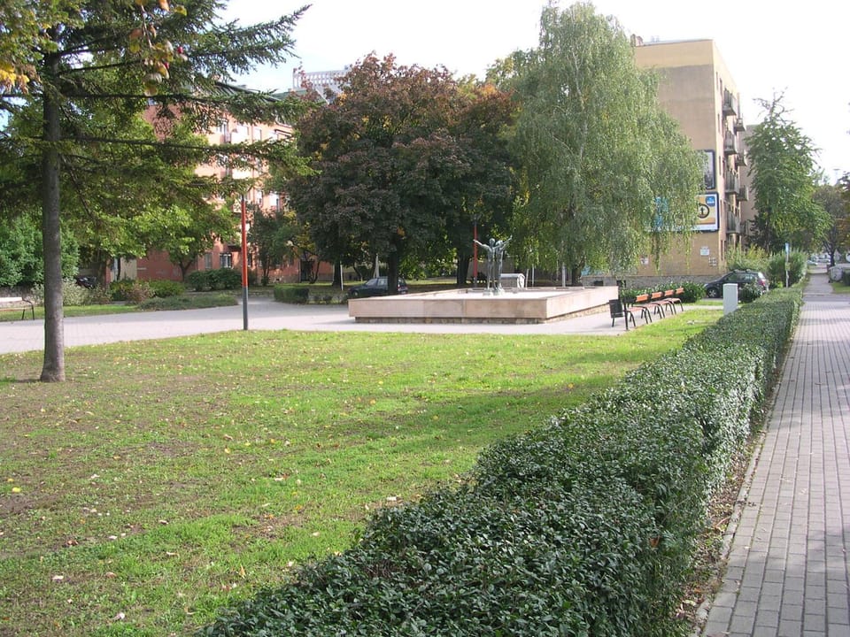 Property building, Neighbourhood