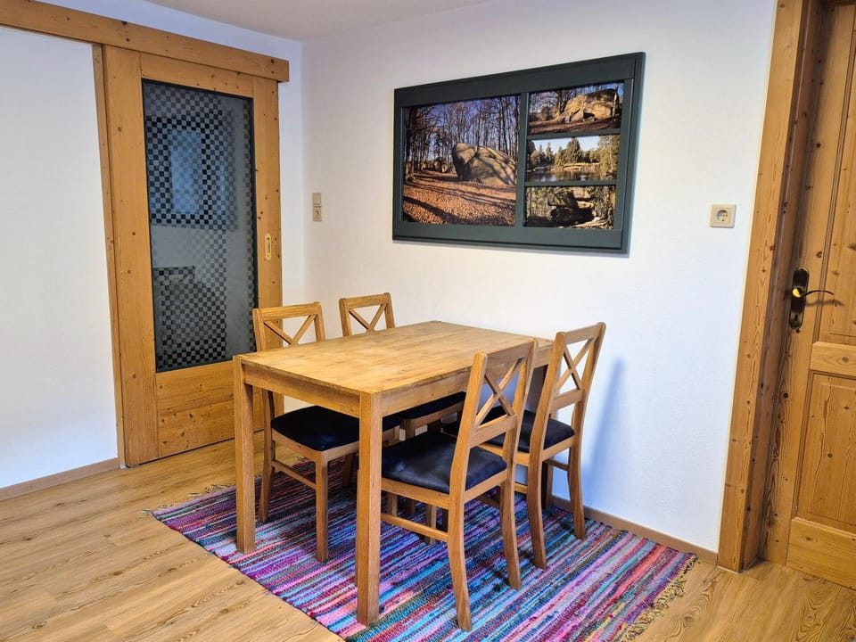 Living room, Dining area