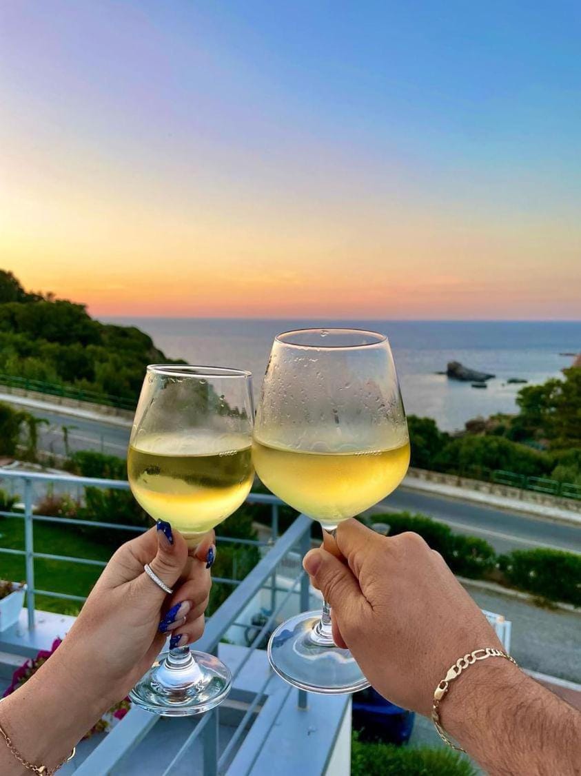 Drinks, Sunset