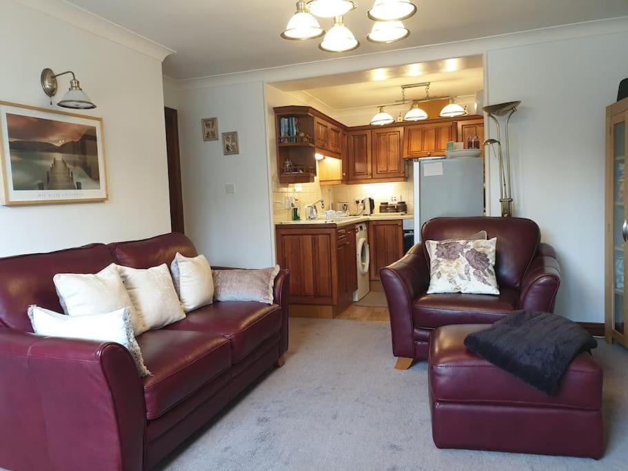 Lyndale self-catering apartment Sleeps 4 Apartment in Windermere