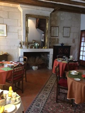 La Demeure Saint-Ours Bed and Breakfast in Loches