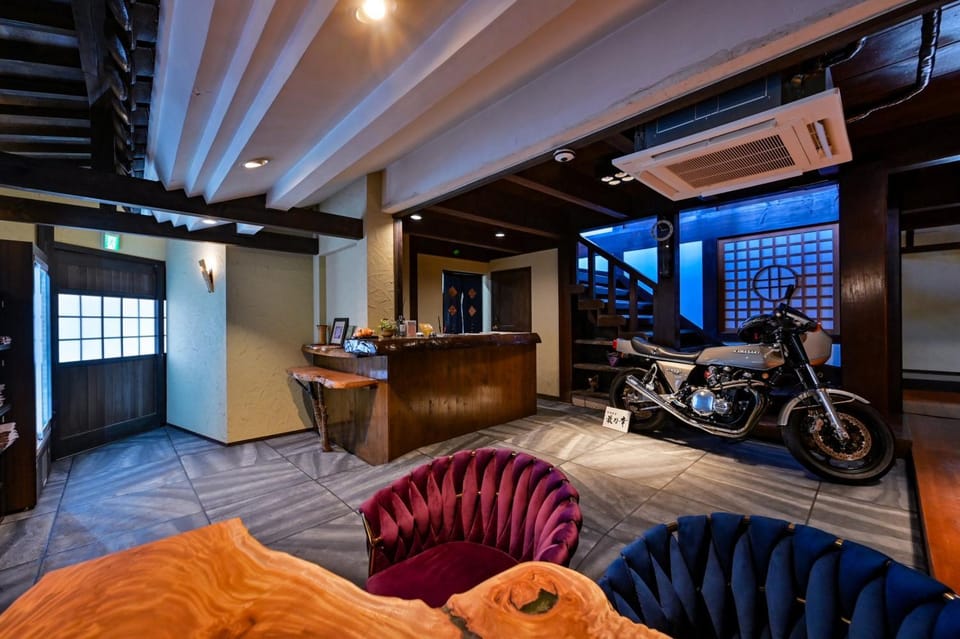 Seating area