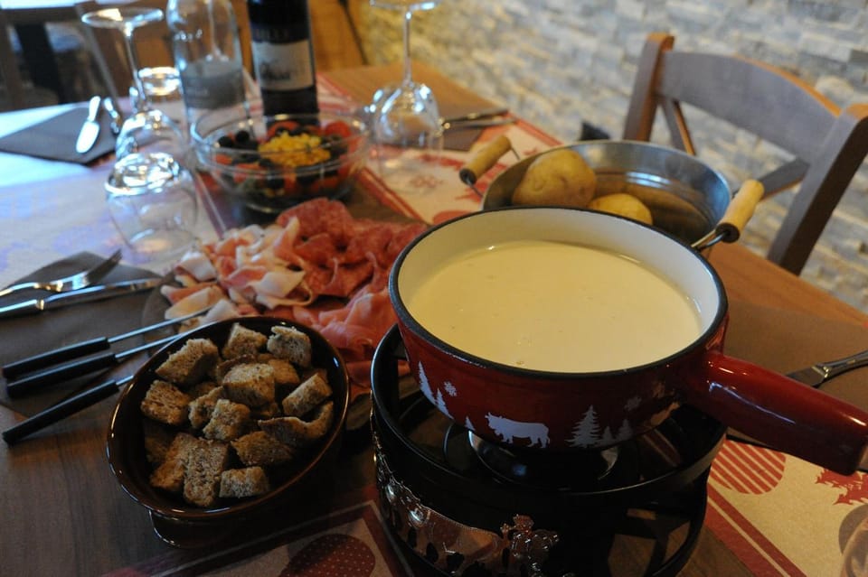 Food and drinks, Food