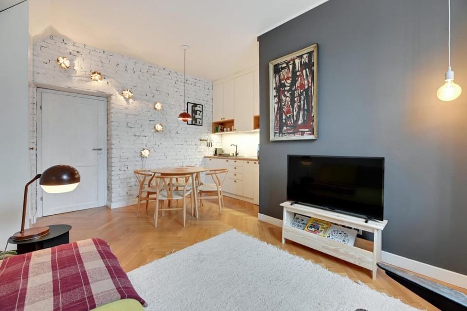 Communal lounge/ TV room, Bed, TV and multimedia, Kitchen or kitchenette, Living room, Photo of the whole room, Seating area, Dining area, Bedroom