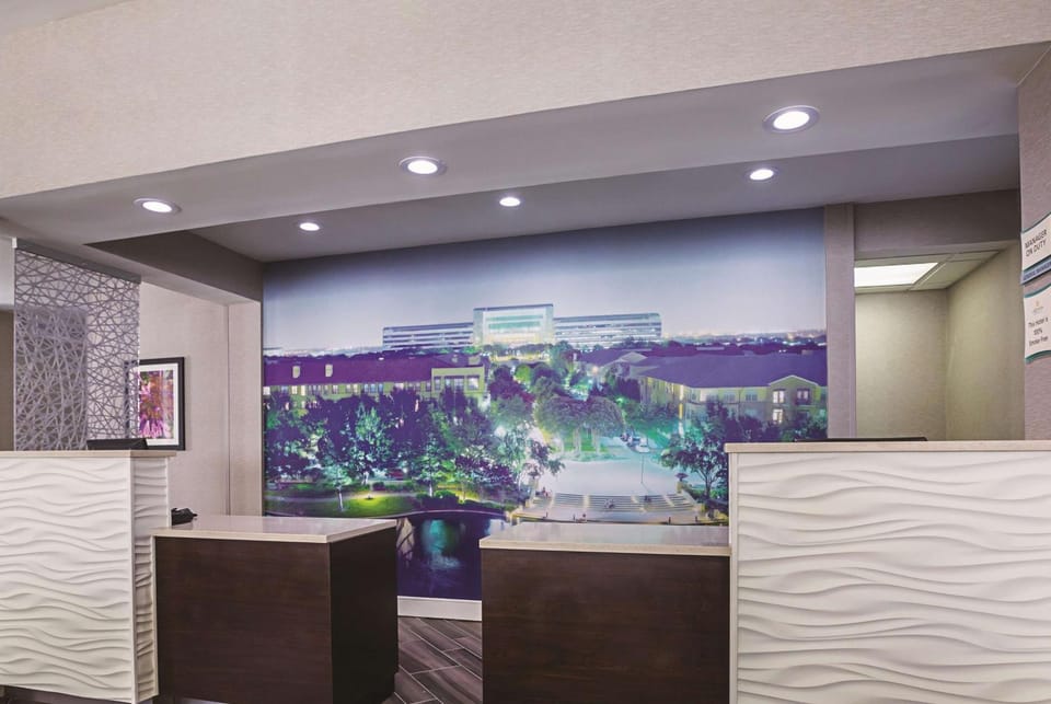 Lobby or reception, On site