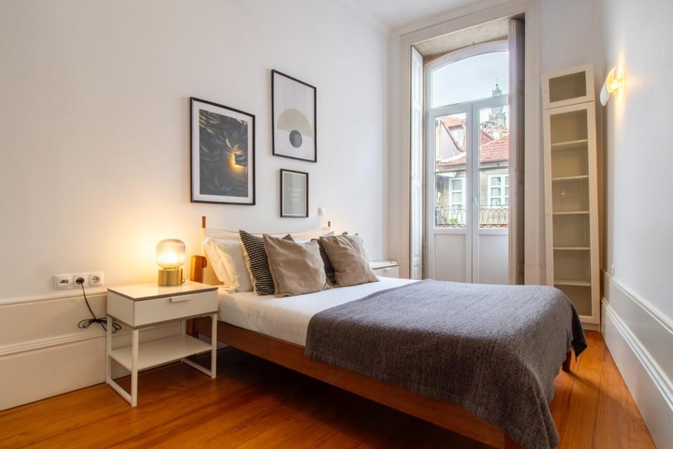 Aurora Heights Apartment by LovelyStay Apartment in Porto