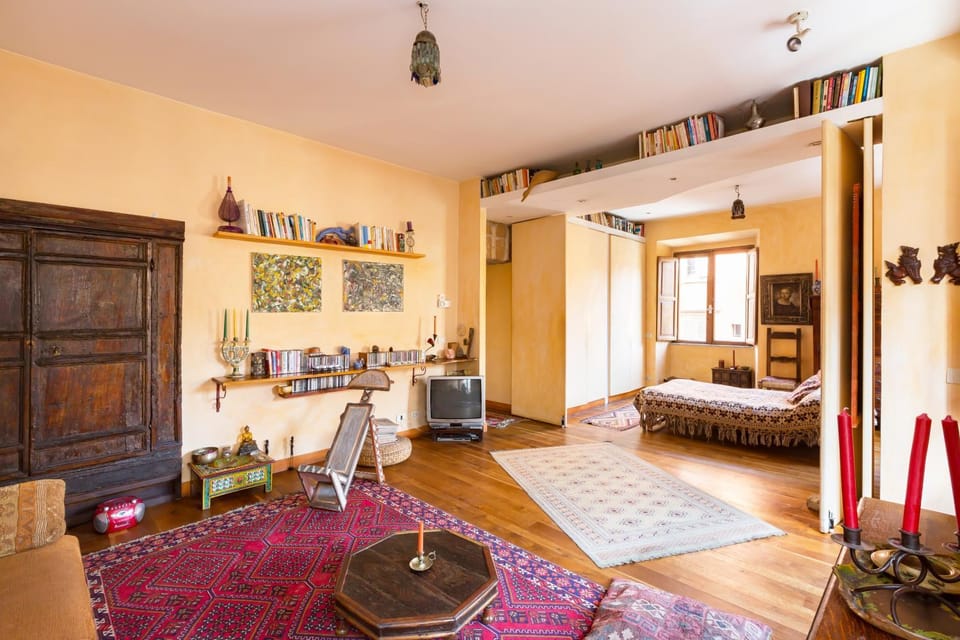 Bed, TV and multimedia, Living room, Photo of the whole room, Bedroom