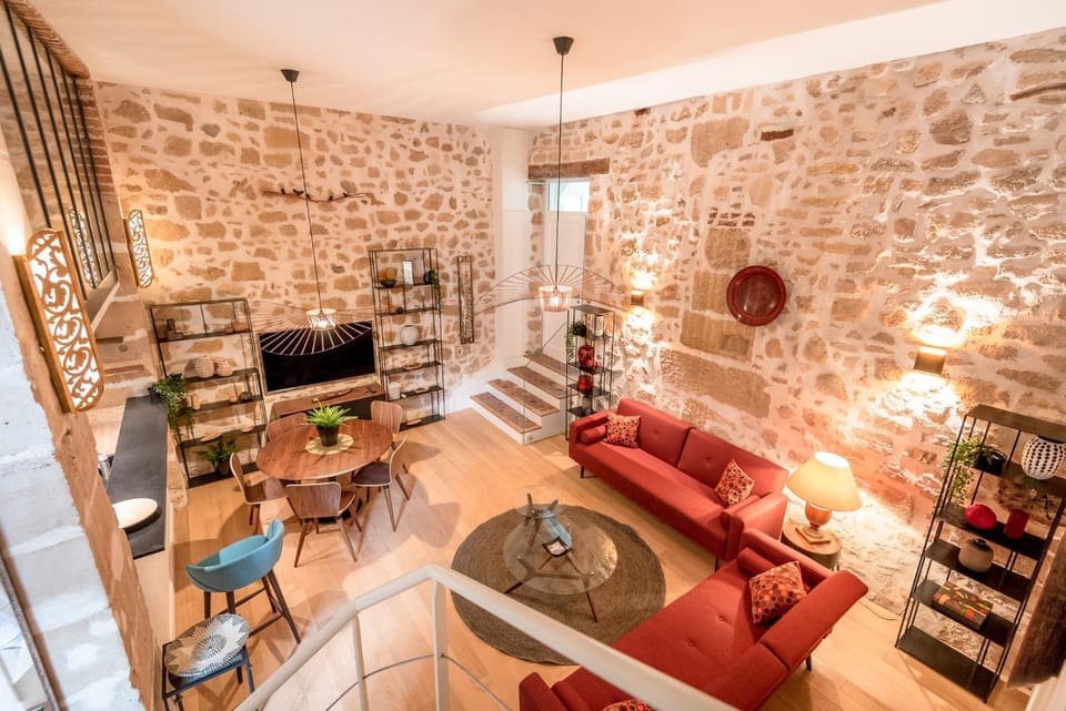 OLD STONES Apartment in Paris
