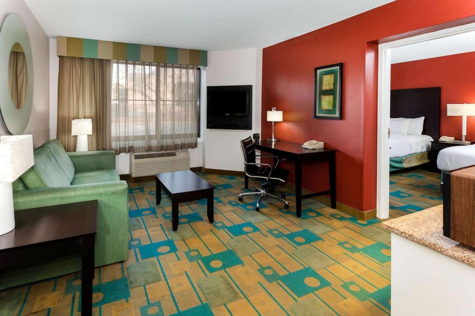 Photo of the whole room, On site