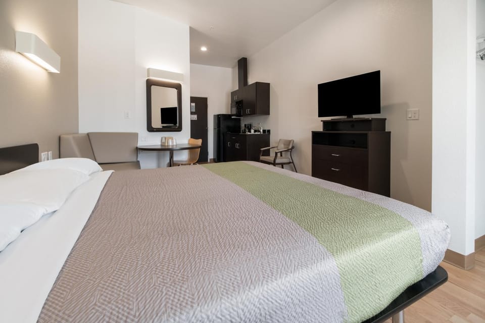 TV and multimedia, Bedroom
