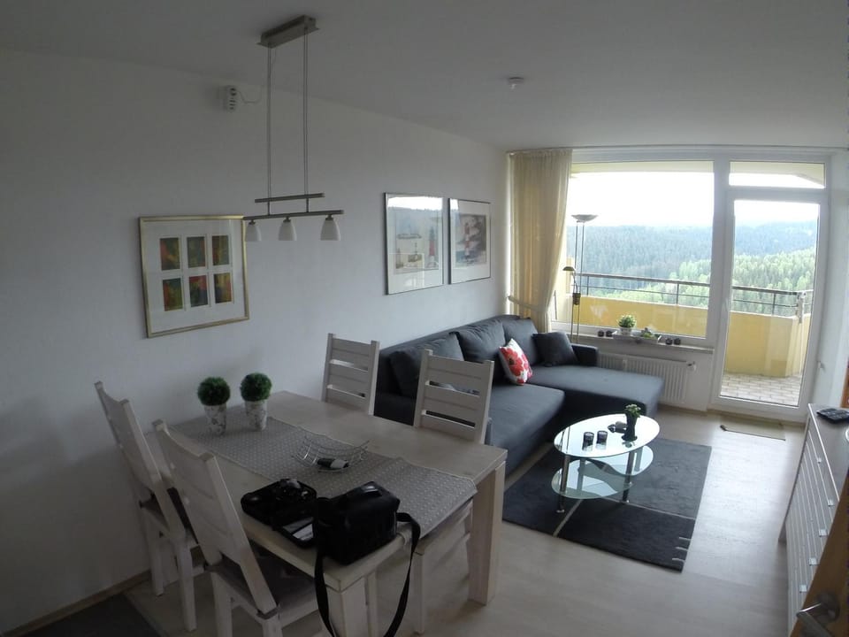 View (from property/room), Living room, Dining area, Mountain view