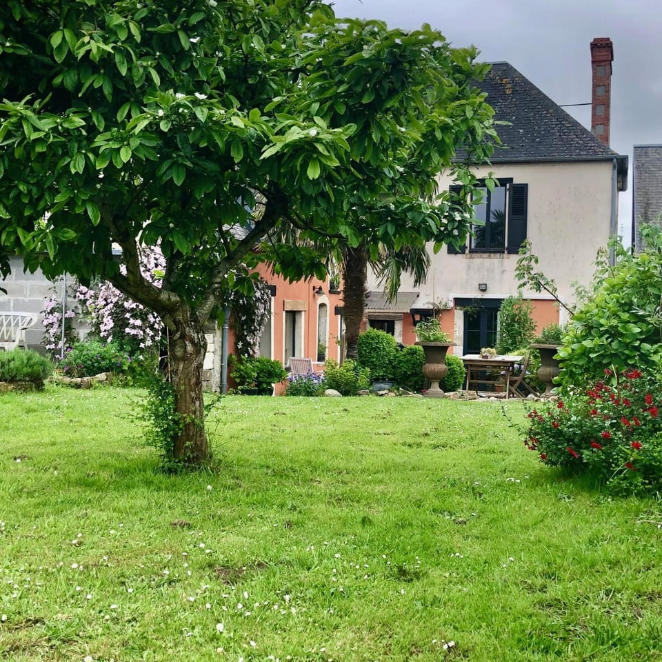 Property building, Garden