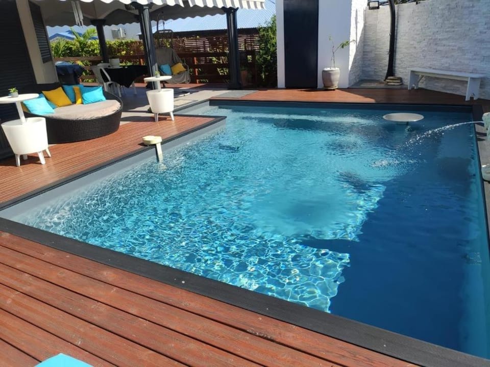 ZANNANNA F1 de charme tout équipé Le Moule avec piscine Vacation rental in Grande-Terre, Guadeloupe