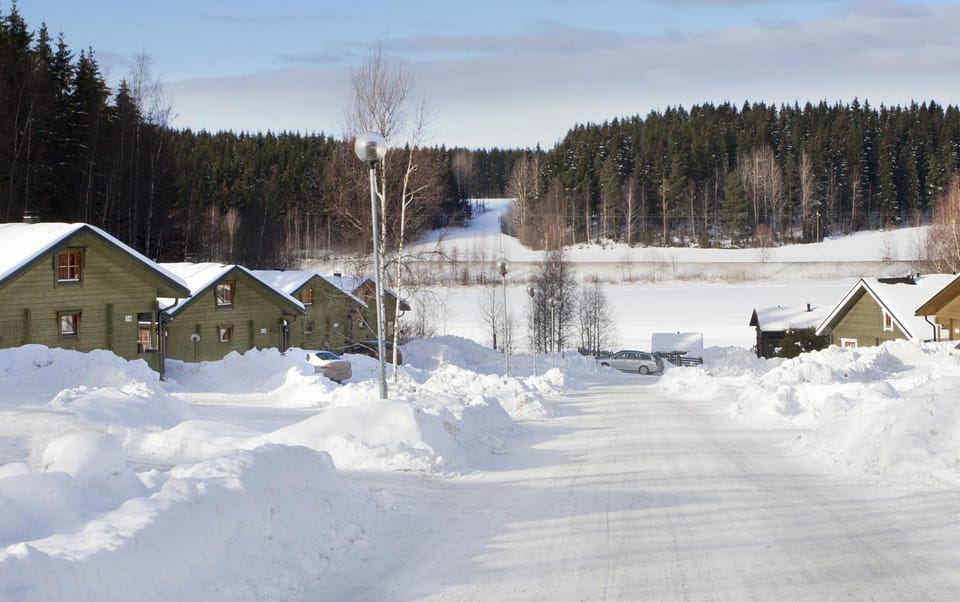 Neighbourhood, Winter
