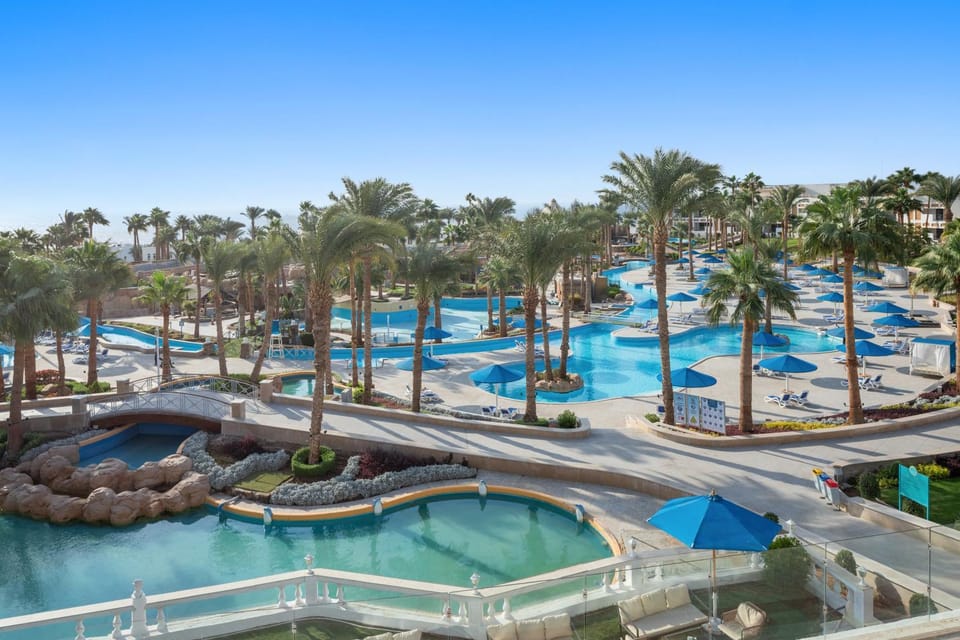 Natural landscape, Swimming pool