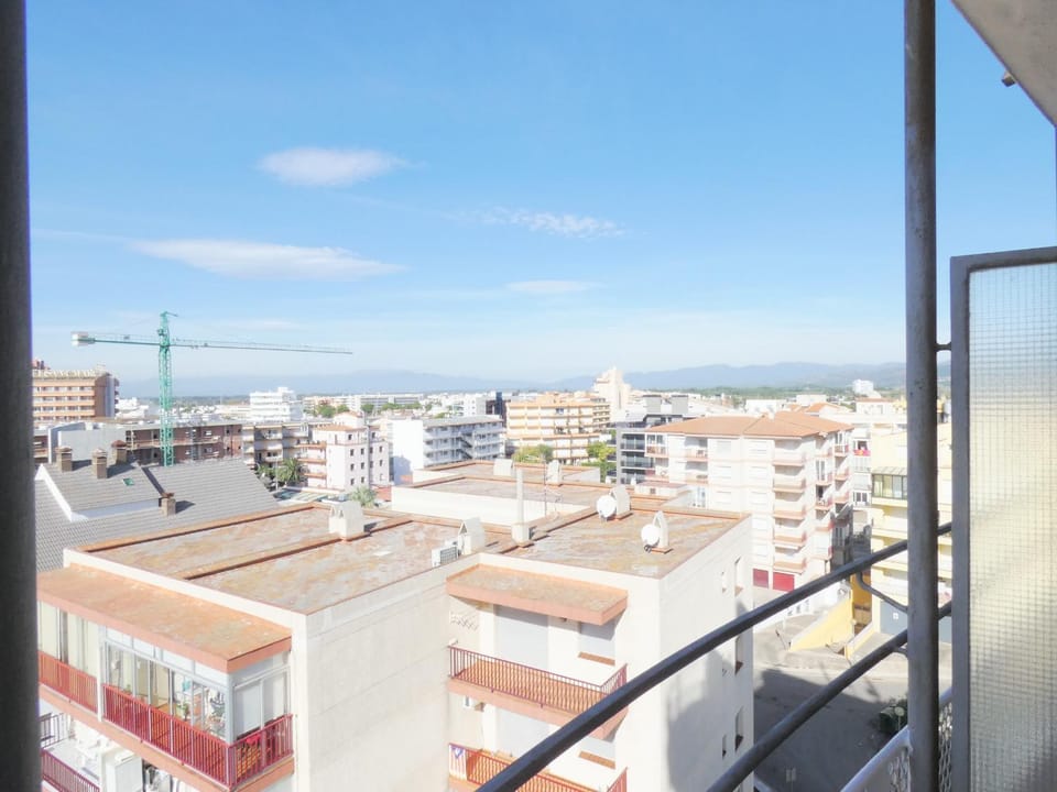 Bora 6-C Apartment in Roses