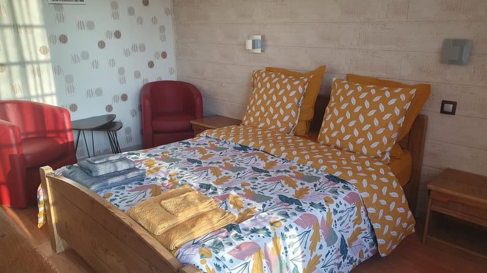 CHAMBRE D'HÔTES 20 MN PUY DU FOU Vacation rental in Pays de la Loire