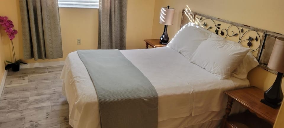 Cozy Condo For Rent In Melbourne Florida House in Melbourne