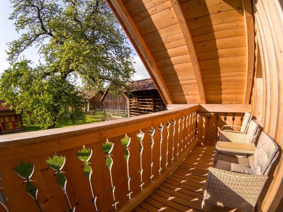 Balcony/Terrace, Garden view