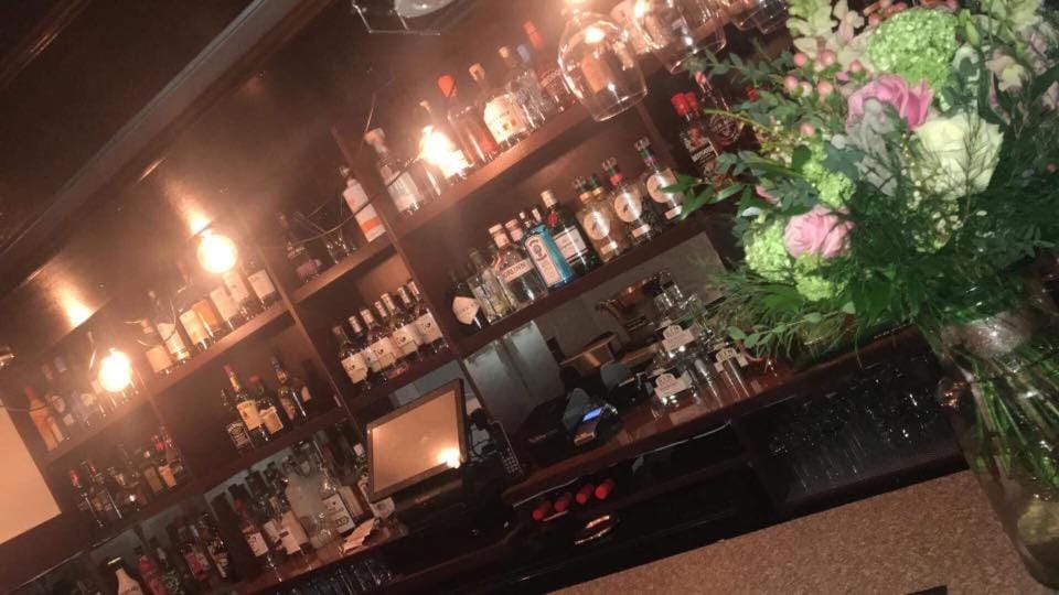 Lounge or bar, Lounge or bar