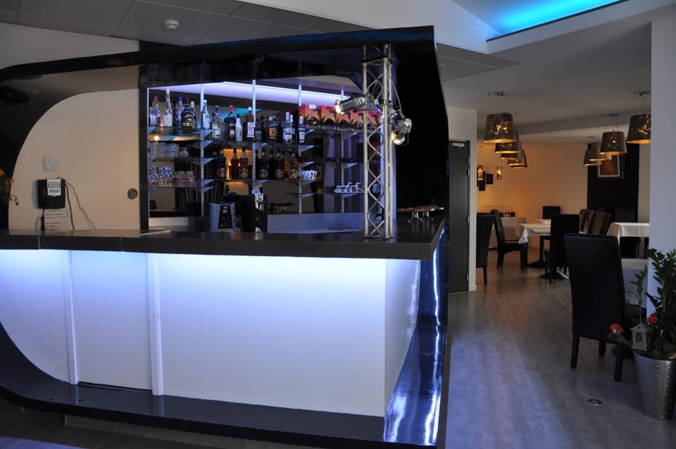 Lounge or bar