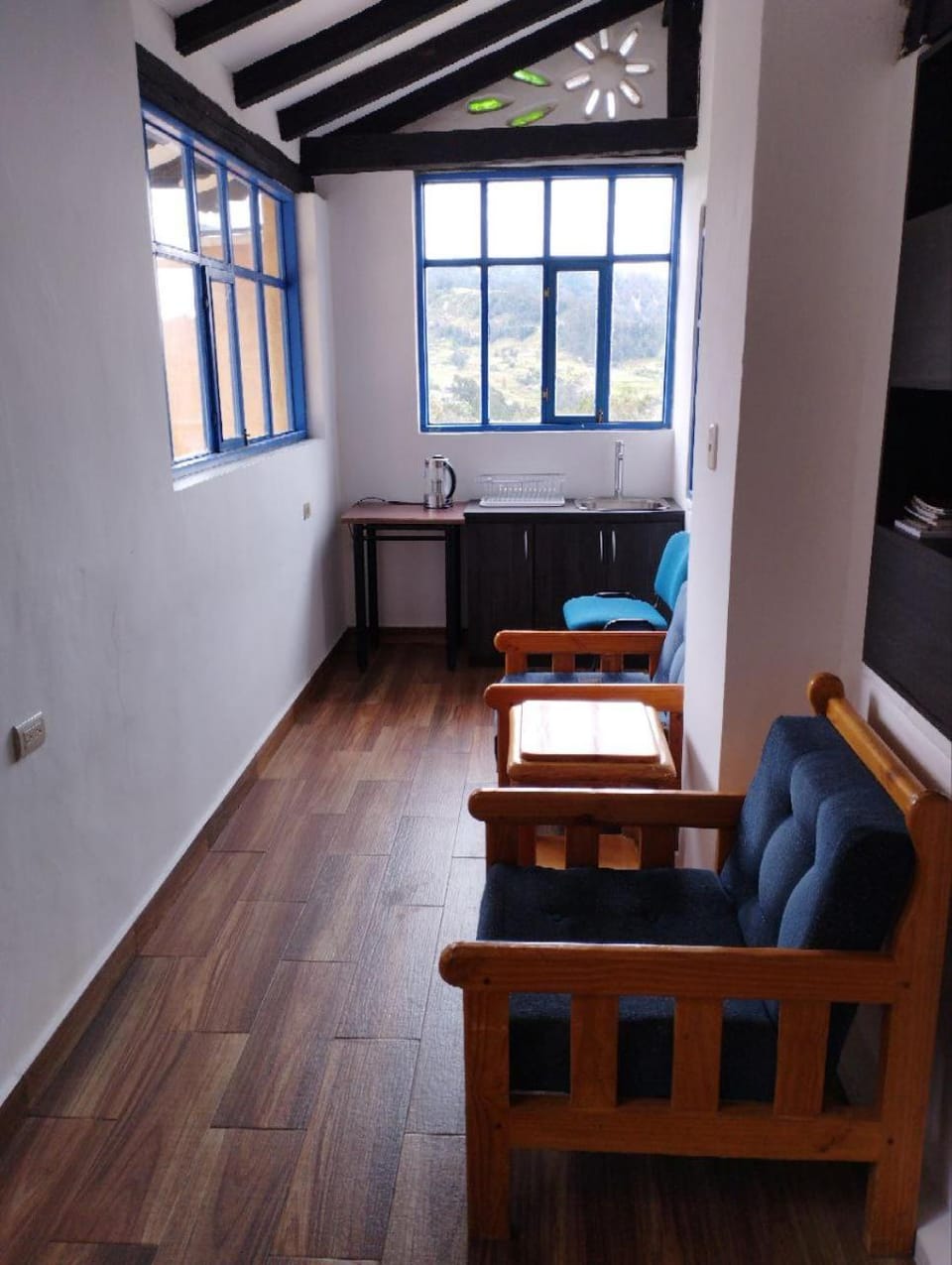 Living room, Seating area, Dining area, dishwasher