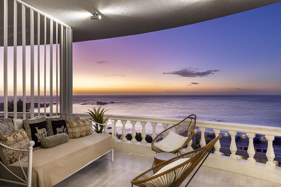Clifton YOLO Spaces - Clifton Beachfront Apartments Apartment in Cape Town