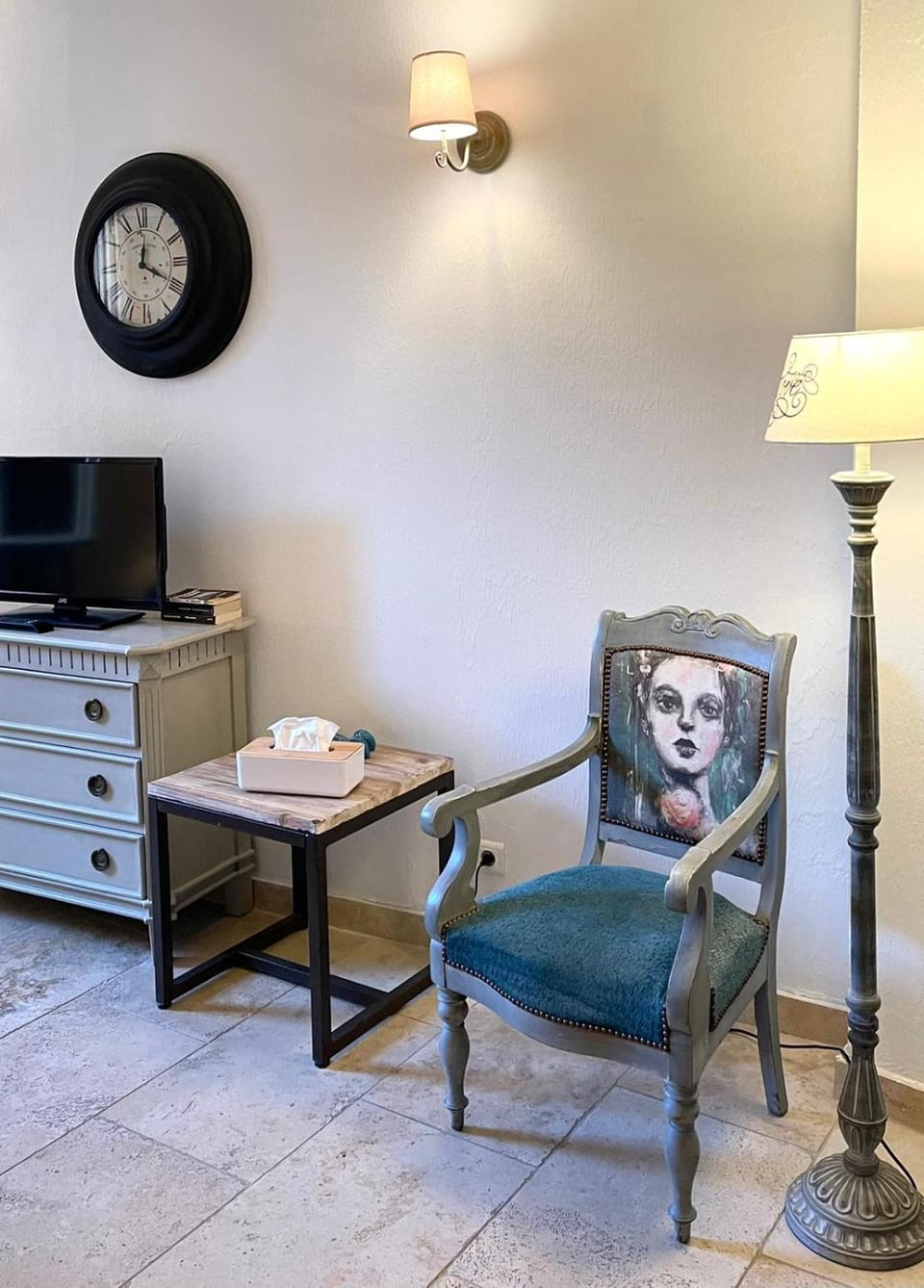 Un Coin De Luberon Apartment in L'Isle-sur-la-Sorgue