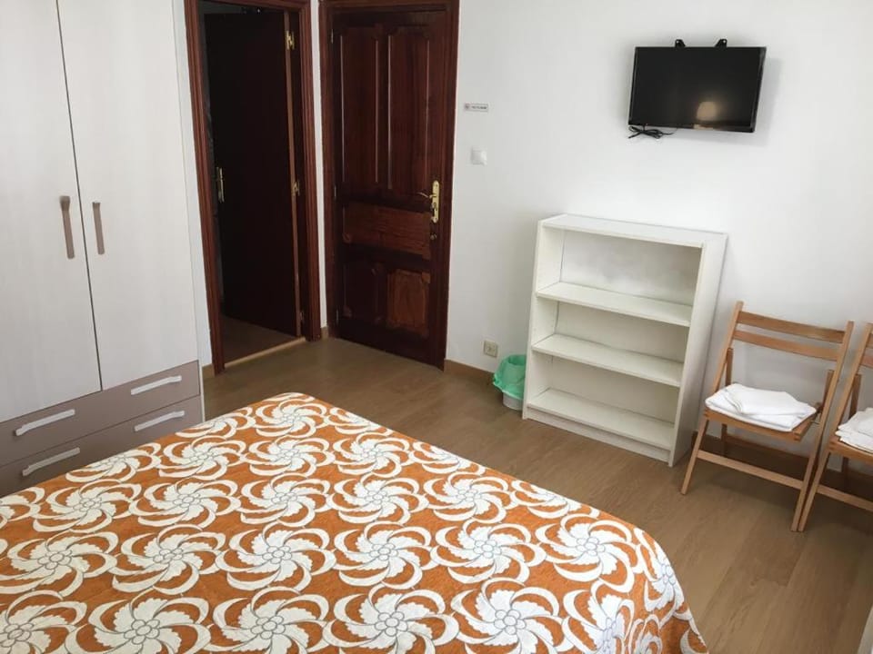 Habitaciones El Arco Bed and Breakfast in Zamora